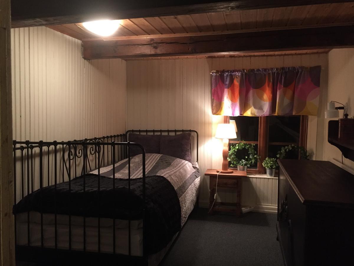 Вилла Bjoerkasa Gard Bed & Box Annelov Экстерьер фото